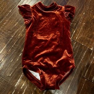 Evie’s Studio / Bronze Leo/bodysuit